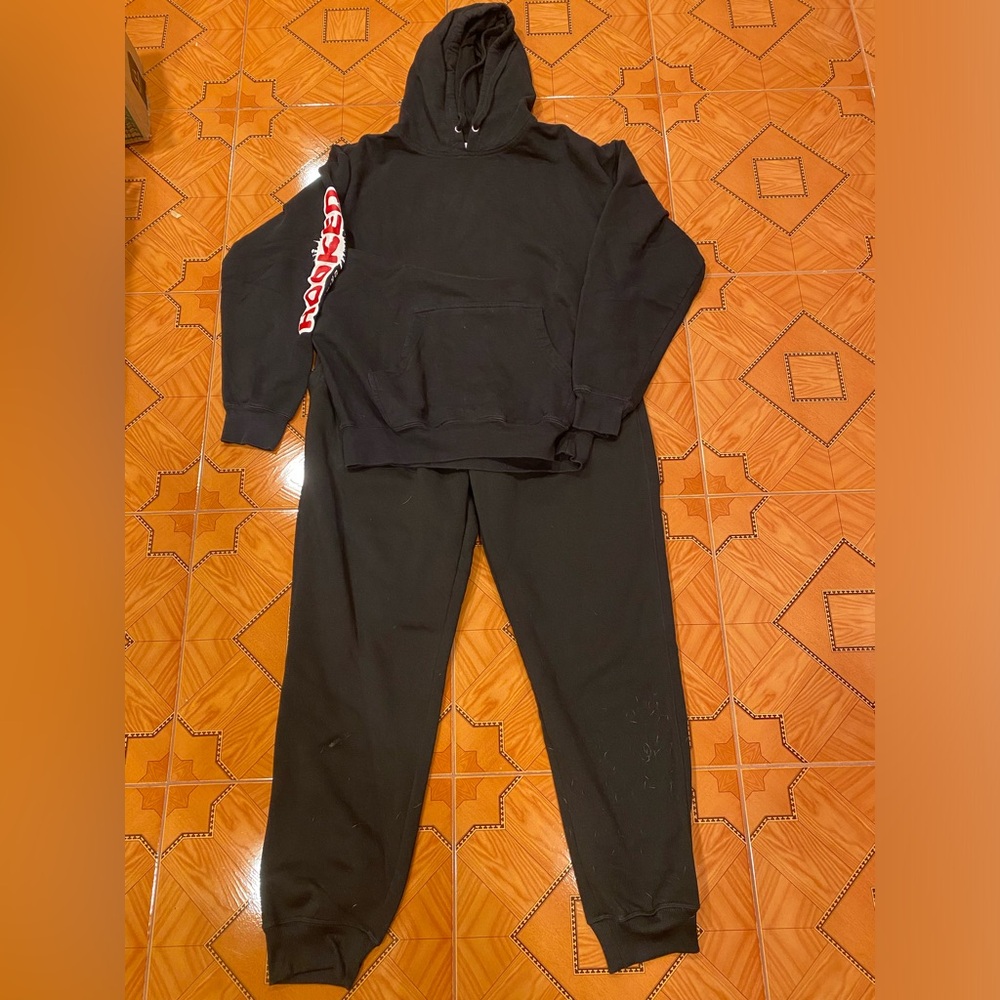 Independent Hooded Sweatshirts and Sweatpants, Large, Black